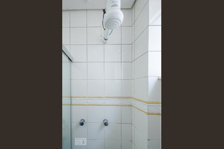 Casa à venda com 804m², 5 quartos e 8 vagasBanheiro de Serviço