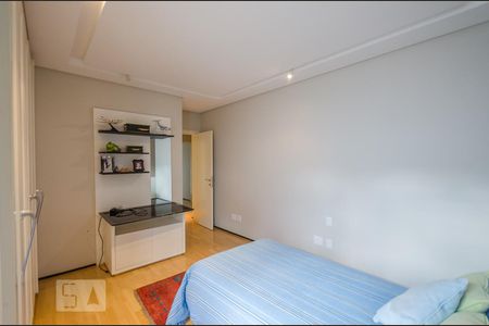 Casa à venda com 804m², 5 quartos e 8 vagasQuarto 3