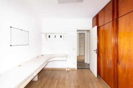 Apartamento à venda com 126m², 3 quartos e 2 vagasQuarto 2