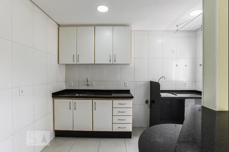 Apartamento para alugar com 60m², 2 quartos e 2 vagasCozinha