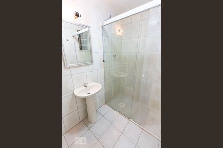 Banheiro de apartamento para alugar com 2 quartos, 65m² em Barra Funda, São Paulo