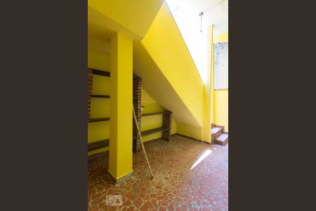 Casa à venda com 100m², 2 quartos e sem vagaQuintal Piso Inferior