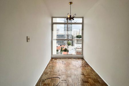 Sala de apartamento à venda com 3 quartos, 129m² em Vila Pompéia, São Paulo