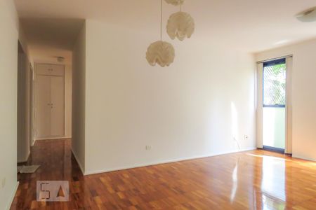 Apartamento para alugar com 2 quartos, 80m² em Vila Uberabinha, São Paulo