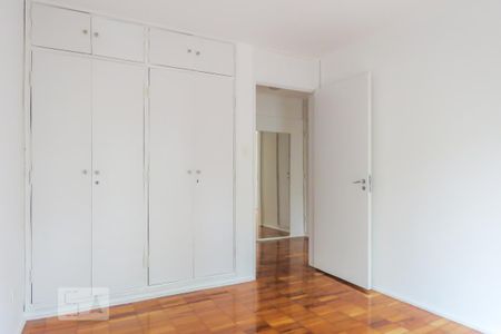 Quarto 2 de apartamento para alugar com 2 quartos, 80m² em Vila Uberabinha, São Paulo