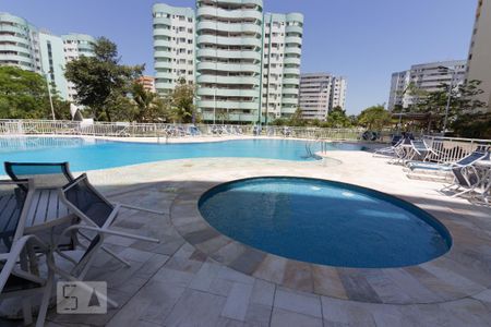 Apartamento para alugar com 42m², 1 quarto e 1 vaga Apartamento para alugar com 42m², 1 quarto e 1 vagaÁrea comum - Piscina