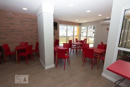 Apartamento para alugar com 42m², 1 quarto e 1 vaga Apartamento para alugar com 42m², 1 quarto e 1 vagaÁrea comum - Salão de festas