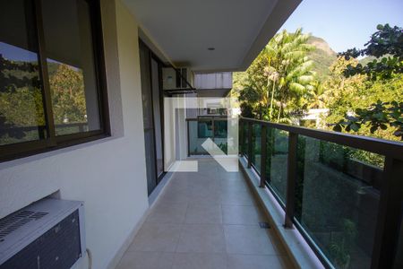 Apartamento à venda com 67m², 2 quartos e 1 vagaVaranda