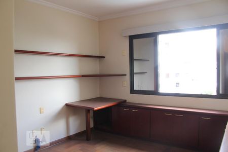 Apartamento para alugar com 288m², 4 quartos e 3 vagasQuarto 2 - Suíte