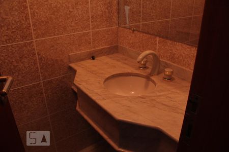 Apartamento para alugar com 288m², 4 quartos e 3 vagasLavabo