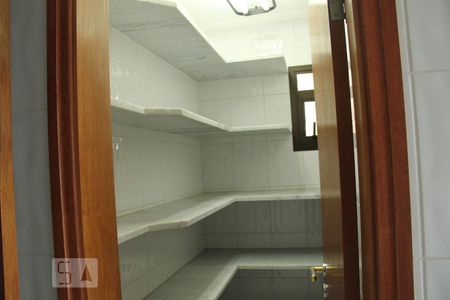 Apartamento para alugar com 288m², 4 quartos e 3 vagasDispensa