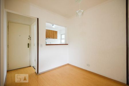 Sala e cozinha americana de apartamento para alugar com 3 quartos, 68m² em Vila Sofia, São Paulo