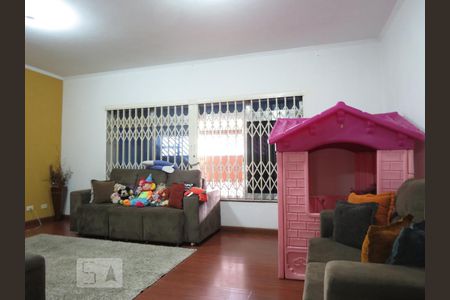 Sala de casa à venda com 5 quartos, 270m² em Vila Dalva, Osasco