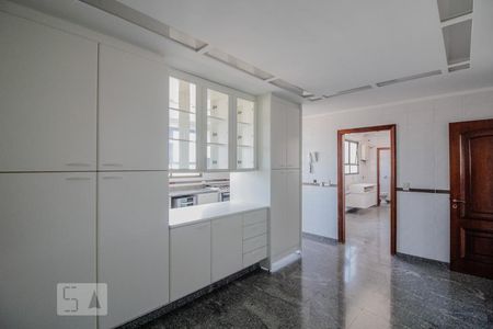 Apartamento à venda com 290m², 4 quartos e 5 vagasCopa