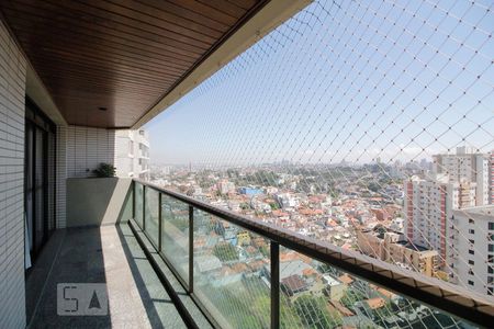 Apartamento à venda com 290m², 4 quartos e 5 vagasVaranda