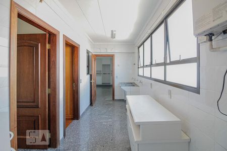 Apartamento à venda com 290m², 4 quartos e 5 vagasÁrea de Serviço