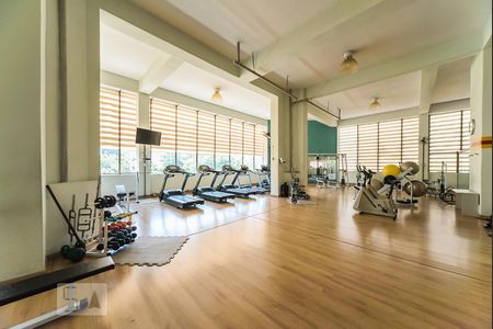 Apartamento à venda com 290m², 4 quartos e 5 vagasAcademia