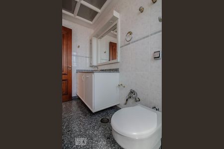 Apartamento à venda com 290m², 4 quartos e 5 vagasBanheiro