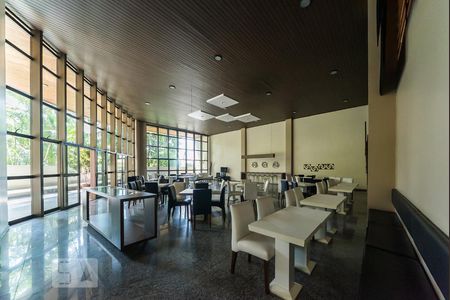 Apartamento à venda com 290m², 4 quartos e 5 vagasSalão de Festas 