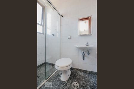 Apartamento à venda com 290m², 4 quartos e 5 vagasBanheiro de Serviço