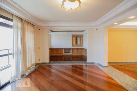 Apartamento à venda com 290m², 4 quartos e 5 vagasSala