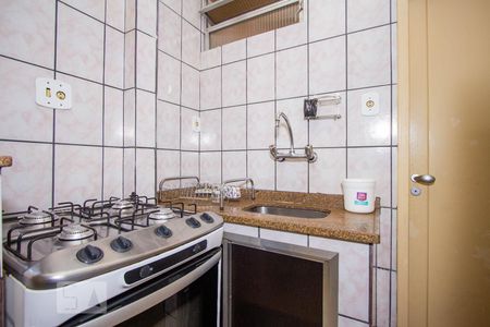 Cozinha de apartamento para alugar com 1 quarto, 20m² em Centro, Rio de Janeiro