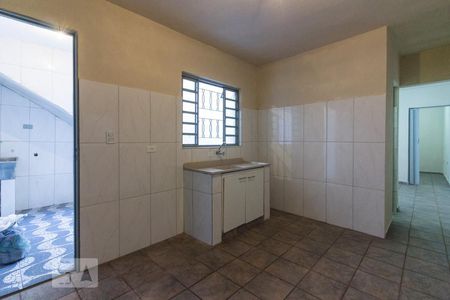 Cozinha de casa para alugar com 1 quarto, 50m² em Vila Roque, São Paulo