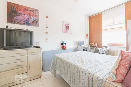 Apartamento à venda com 100m², 3 quartos e sem vagaSuíte