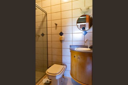 Banheiro de apartamento à venda com 2 quartos, 166m² em Jardim Itu Sabará, Porto Alegre