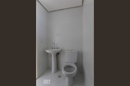 Banheiro de apartamento para alugar com 2 quartos, 55m² em Vila Vermelha, São Paulo