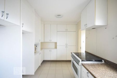Apartamento para alugar com 228m², 3 quartos e 4 vagasCozinha