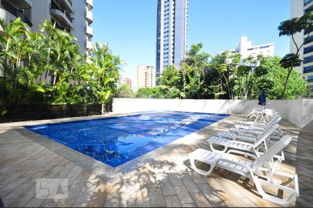 Apartamento para alugar com 228m², 3 quartos e 4 vagasPiscina