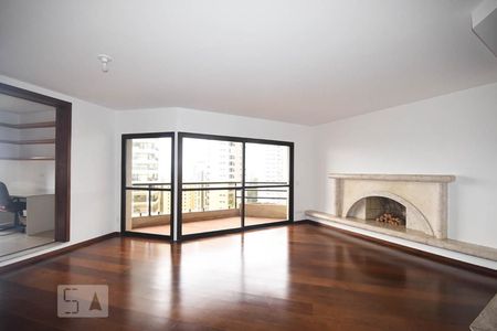 Apartamento para alugar com 228m², 3 quartos e 4 vagasSala