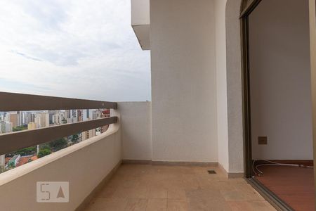 Varanda de apartamento à venda com 1 quarto, 60m² em Cambuí, Campinas