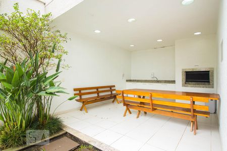 Apartamento para alugar com 60m², 2 quartos e 1 vagaQuiosques com churrasqueira