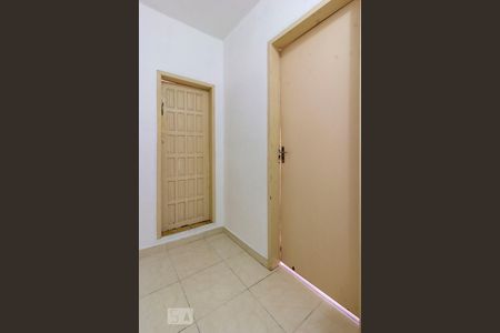 Hall de Entrada de casa à venda com 3 quartos, 135m² em Vila Tolstoi, São Paulo