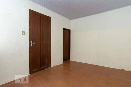 Casa à venda com 135m², 3 quartos e 2 vagas Casa à venda com 135m², 3 quartos e 2 vagasCozinha - Fundos