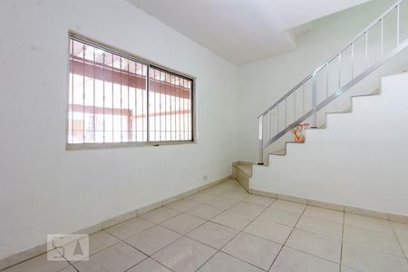 Sala de casa à venda com 3 quartos, 135m² em Vila Tolstoi, São Paulo