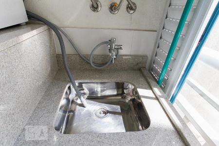 Apartamento para alugar com 64m², 2 quartos e 1 vagaÁrea de Serviço
