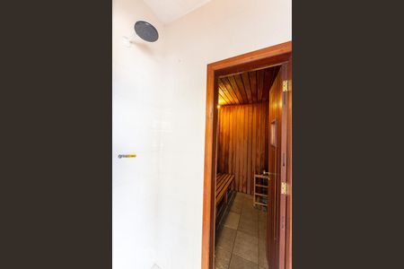 Casa à venda com 500m², 4 quartos e 2 vagas Casa à venda com 500m², 4 quartos e 2 vagasSauna