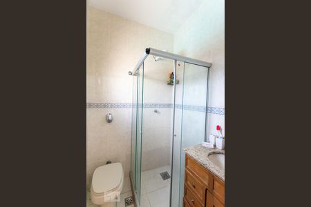 Casa à venda com 500m², 4 quartos e 2 vagas Casa à venda com 500m², 4 quartos e 2 vagasBanheiro - Suite Externa