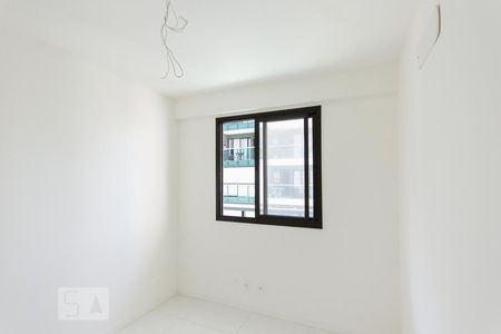 Quarto 1 de apartamento para alugar com 2 quartos, 65m² em Pechincha, Rio de Janeiro