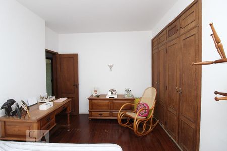 Apartamento para alugar com 4 quartos, 140m² em Lourdes, Belo Horizonte