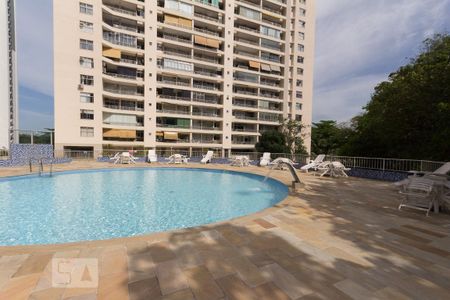 Área comum - Piscina de apartamento à venda com 1 quarto, 70m² em Barra da Tijuca, Rio de Janeiro