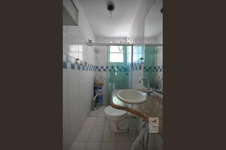 Banheiro de kitnet/studio à venda com 1 quarto, 28m² em Centro, Campinas