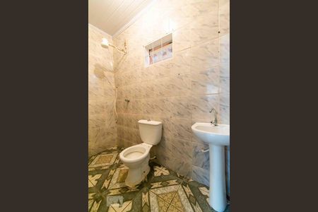 Banheiro de casa para alugar com 1 quarto, 35m² em Taguatinga Norte (taguatinga), Brasília