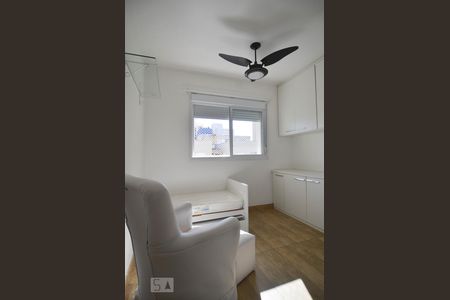 Quarto 1 de apartamento para alugar com 2 quartos, 105m² em Santana, Porto Alegre