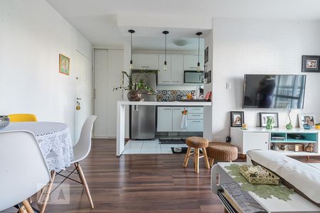 Sala de apartamento para alugar com 2 quartos, 64m² em Vila Guarani (z Sul), São Paulo