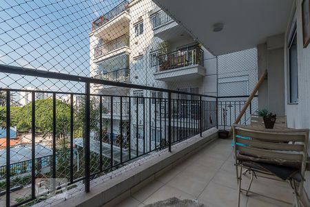Varanda de apartamento para alugar com 2 quartos, 64m² em Vila Guarani (z Sul), São Paulo