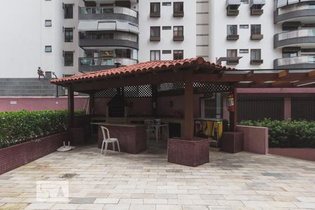 Apartamento à venda com 115m², 3 quartos e 2 vagas Apartamento à venda com 115m², 3 quartos e 2 vagasChurrasqueira